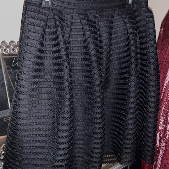 Classic Black Skirt - Picture 5 of 5